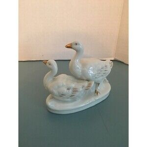 Vintage  Porcelain White Gold Pair Of Ducks Figurine Japan